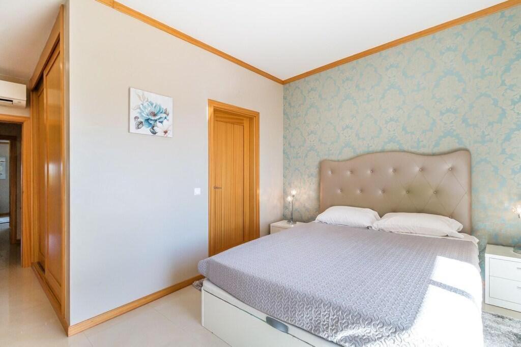 Villa Fantastic Townhouse With Pool And Sea Views Albufeira Esterno foto